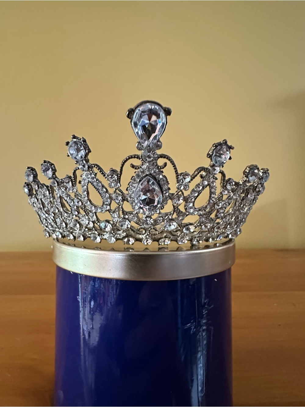 Silver Rhinestone Tiara Crown with Clear Gems